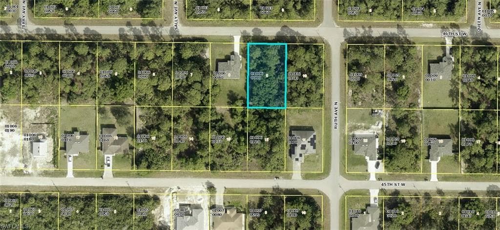 3303 46th ST W LEHIGH ACRES, FL 33971
