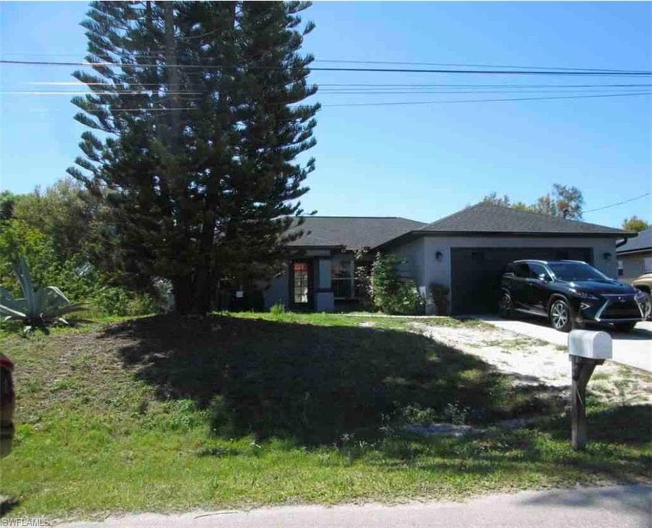 4009 6th ST W LEHIGH ACRES, FL 33971