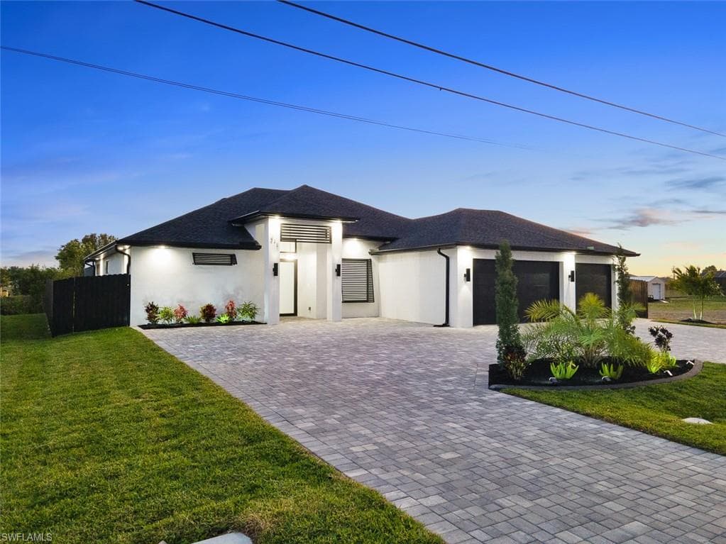 318 6th ST CAPE CORAL, FL 33909