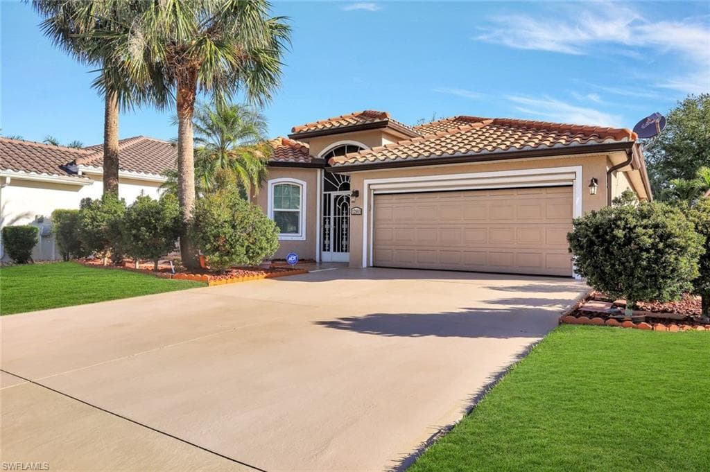 12883 Ivory Stone LOOP FORT MYERS, FL 33913