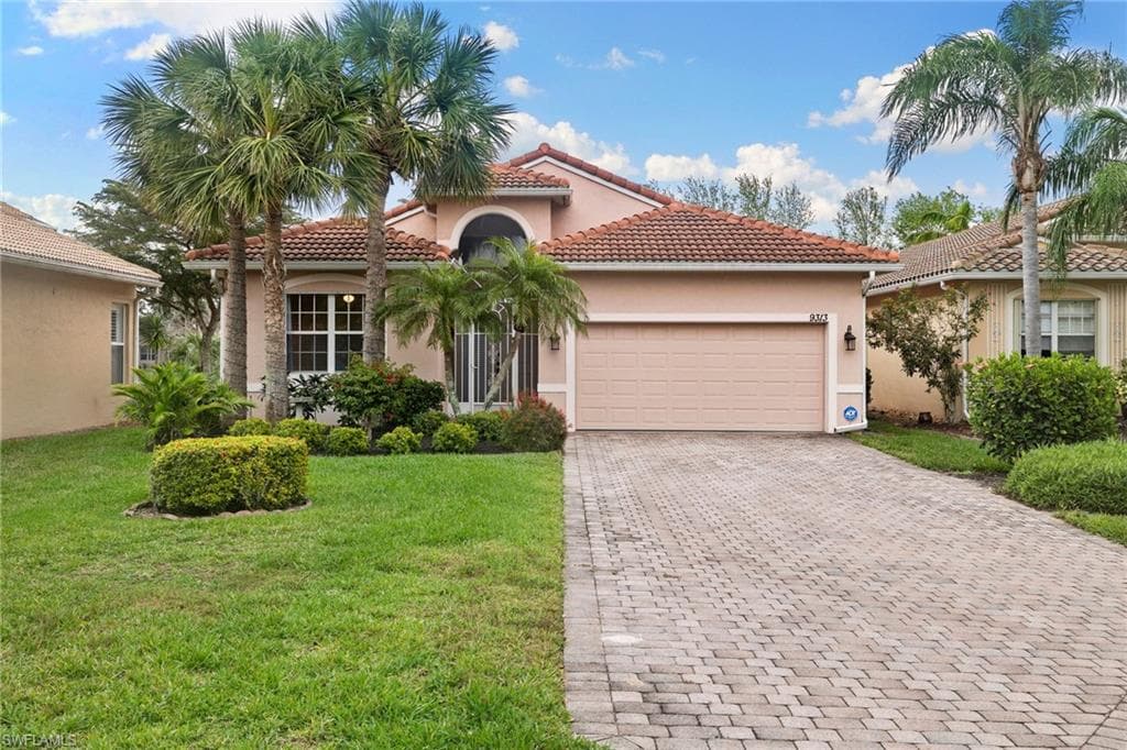 9313 Sun River WAY ESTERO, FL 33928