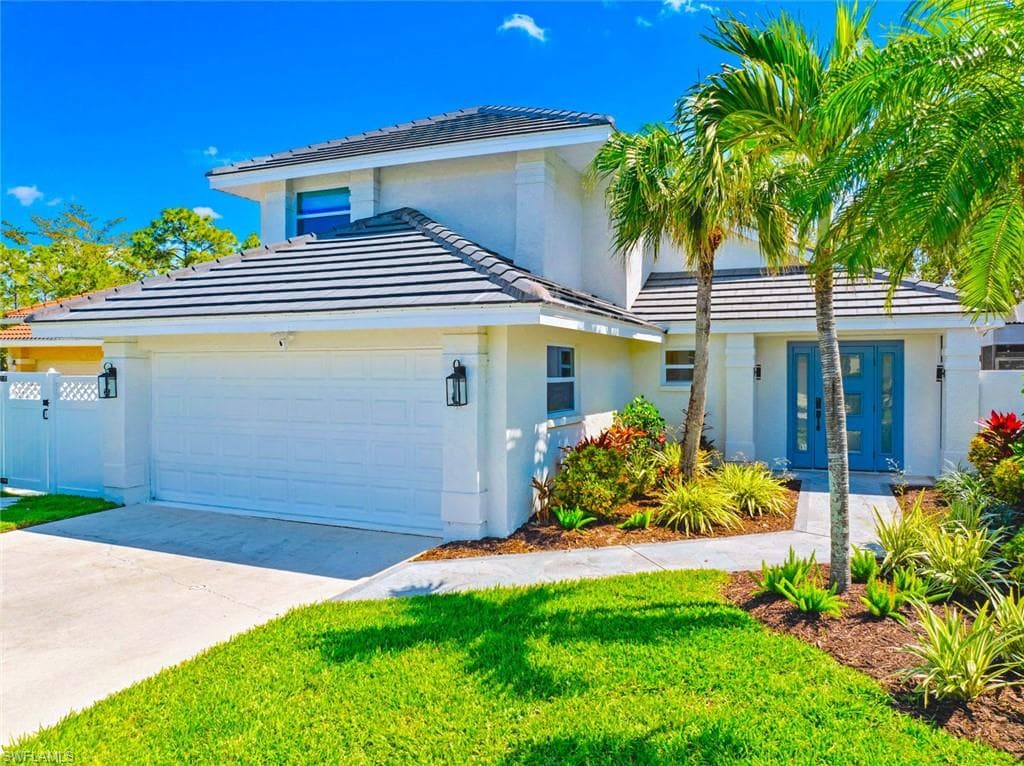 5054 Eclipse CT NAPLES, FL 34104