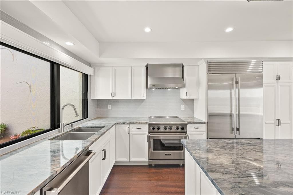 5018 Harbortown LN FORT MYERS, FL 33919