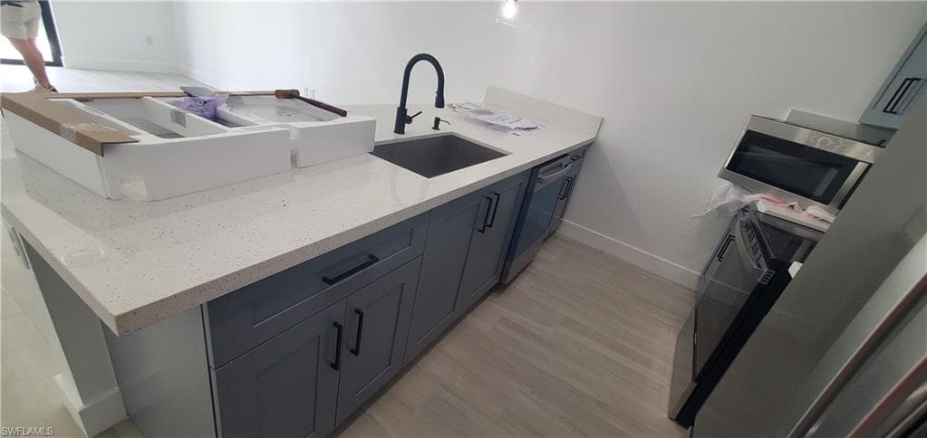 Chestnut 671 ST E LEE, FL 33972
