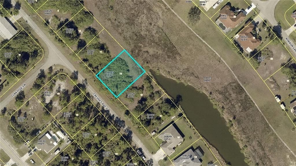 661/ 663 Creuset AVE S LEHIGH ACRES, FL 33974