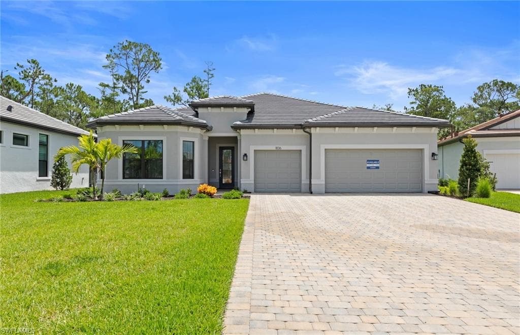 1836 Verada CT NAPLES, FL 34120