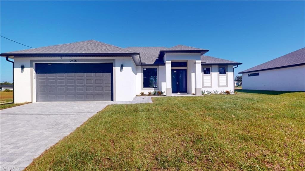 2425 24th ST CAPE CORAL, FL 33993