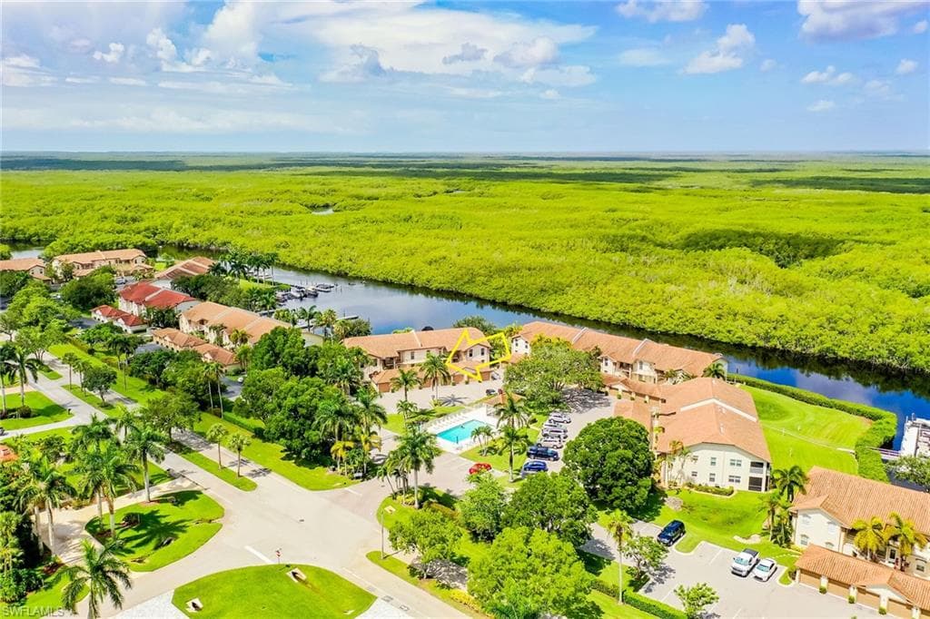 194 Newport DR 903 NAPLES, FL 34114