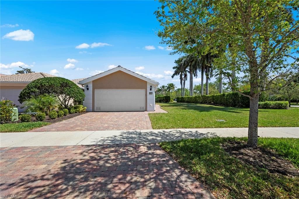 28827 Xenon WAY BONITA SPRINGS, FL 34135