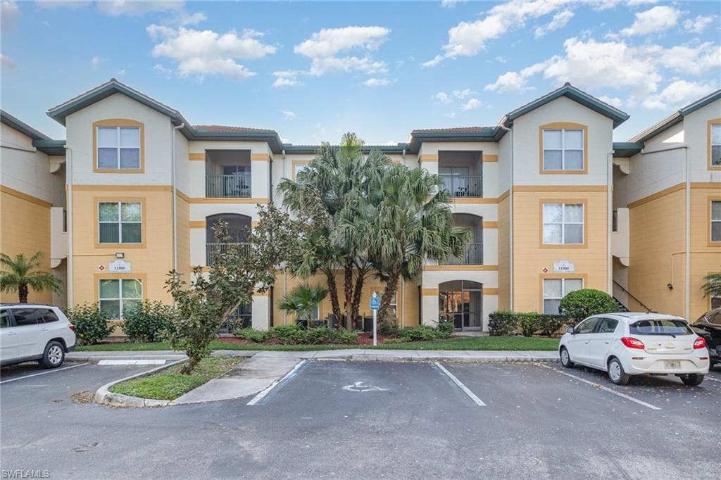 11500 Villa Grand 315 FORT MYERS, FL 33913