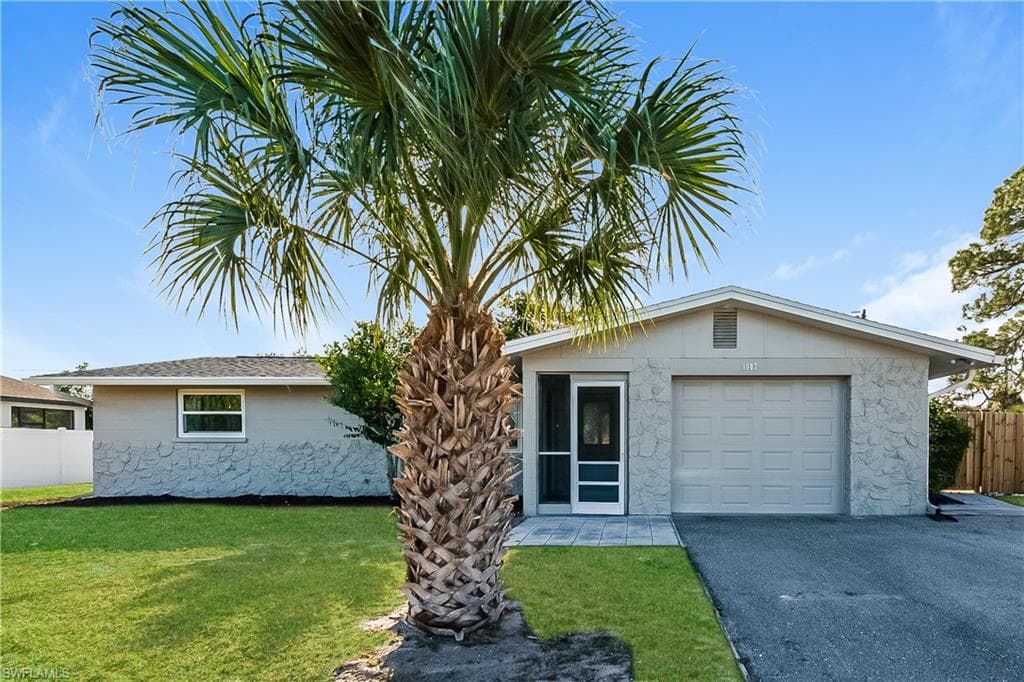 1007 S Venice BLVD VENICE, FL 34293