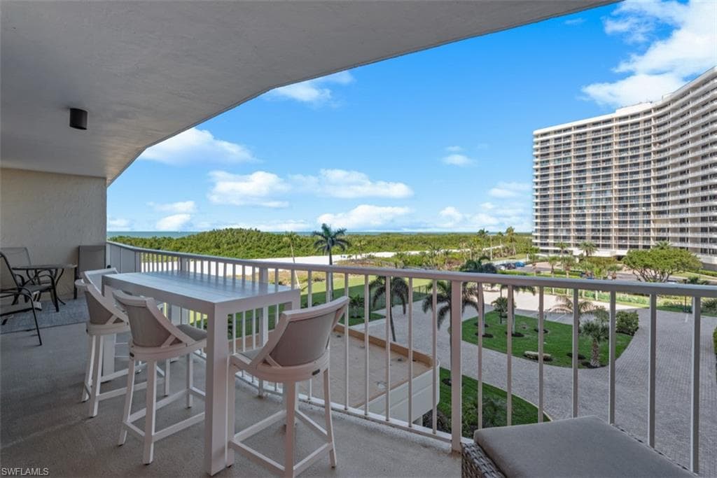 320 Seaview CT 2-408 MARCO ISLAND, FL 34145