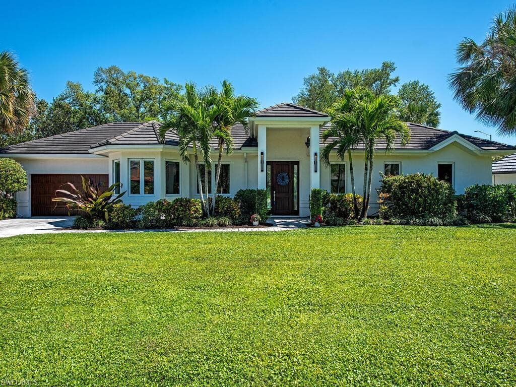 7026 Oakmont PKWY NAPLES, FL 34108