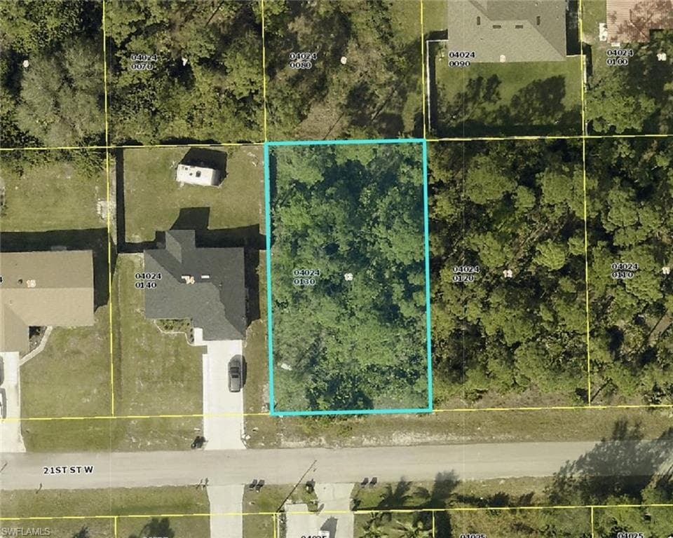 3304 21st ST W LEHIGH ACRES, FL 33971