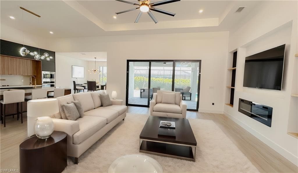 4328 Agualinda BLVD CAPE CORAL, FL 33914
