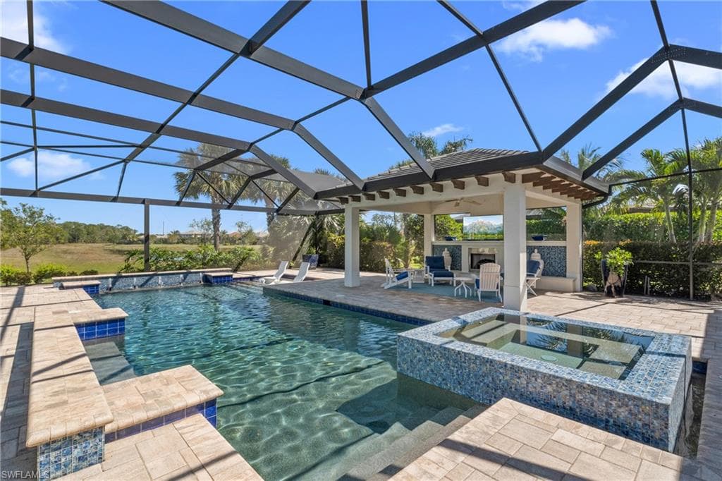 2283 Somerset PL NAPLES, FL 34120