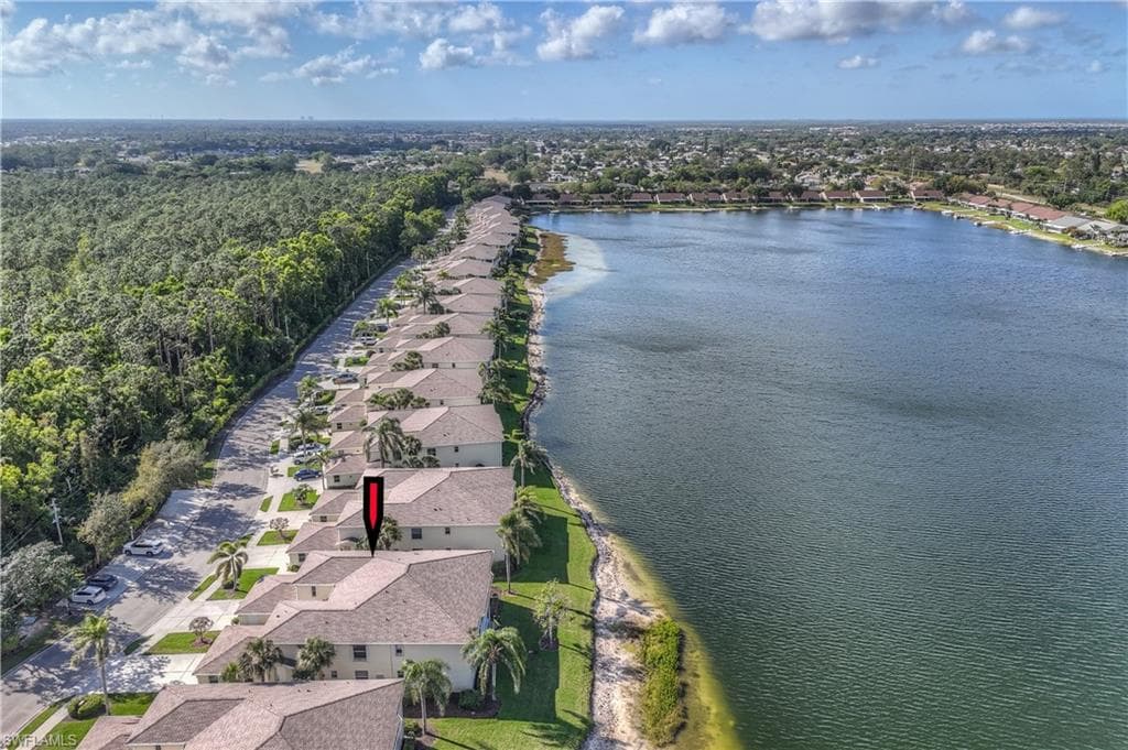 3390 Crown Pointe BLVD 201 NAPLES, FL 34112