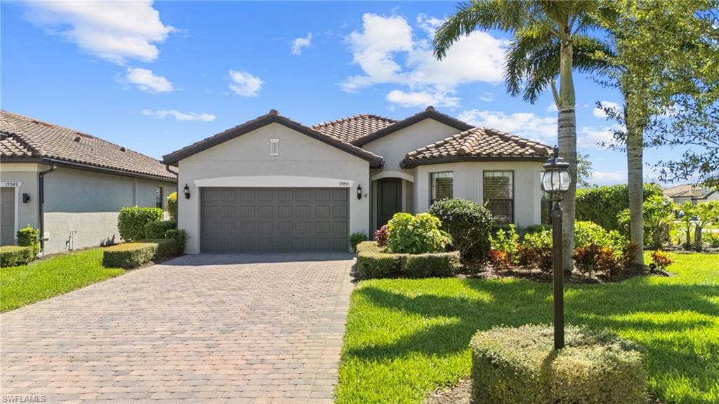 19953 Beverly Park RD ESTERO, FL 33928