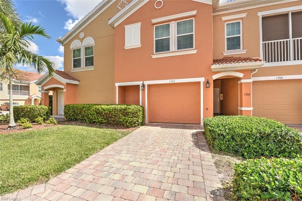 1836 Concordia Lake CIR 1303 CAPE CORAL, FL 33909