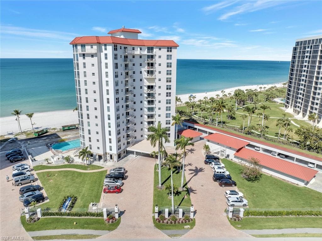 10701 GULF SHORE DR 800 NAPLES, FL 34108
