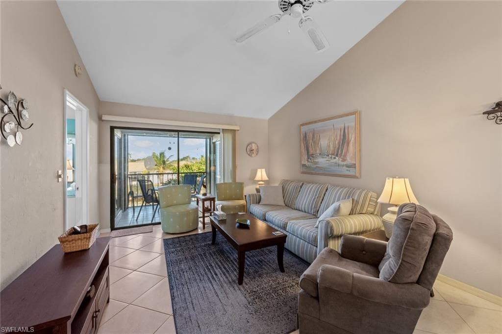 1011 SE 38th TER 2213 CAPE CORAL, FL 33904