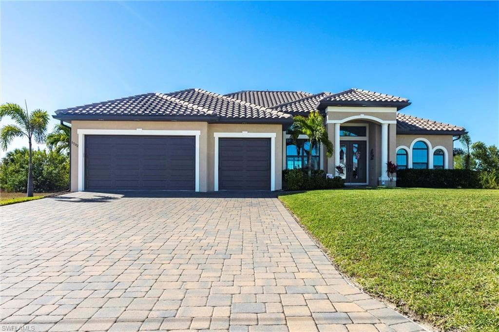 1702 NW 17th TER CAPE CORAL, FL 33993