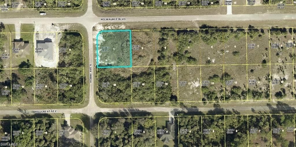 1232-1234 Milwaukee BLVD LEHIGH ACRES, FL 33974