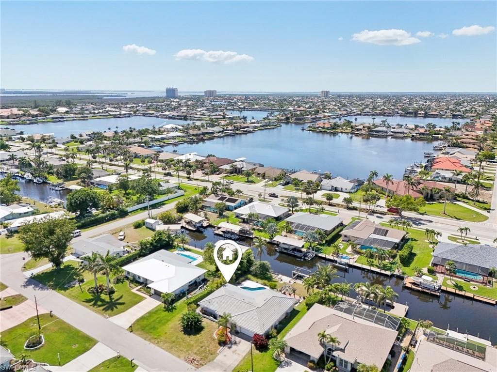 5208 3rd AVE CAPE CORAL, FL 33914