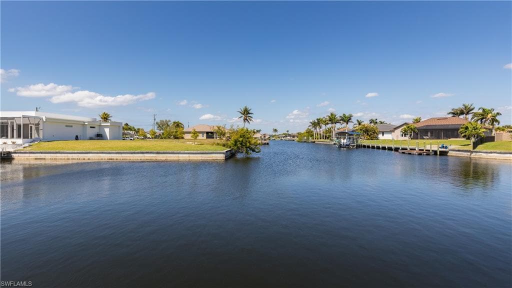 2527 SW 35th LN CAPE CORAL, FL 33914