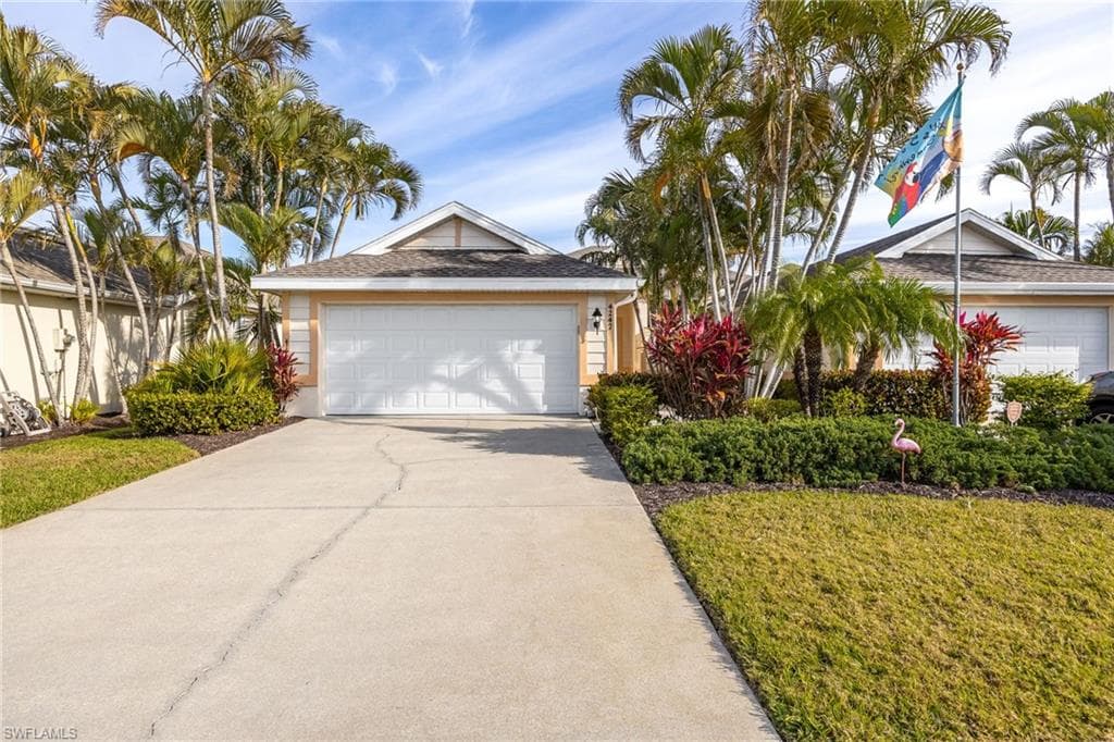 4247 Avian AVE FORT MYERS, FL 33916