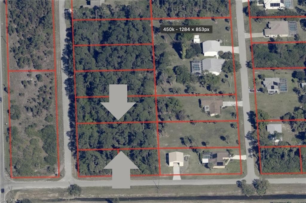 802 Edward AVE LEHIGH ACRES, FL 33936