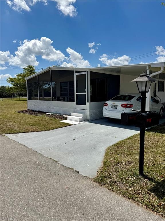 276 Poinsettia DR FORT MYERS, FL 33905