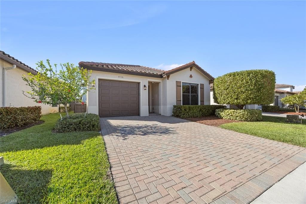 5538 Useppa DR AVE MARIA, FL 34142