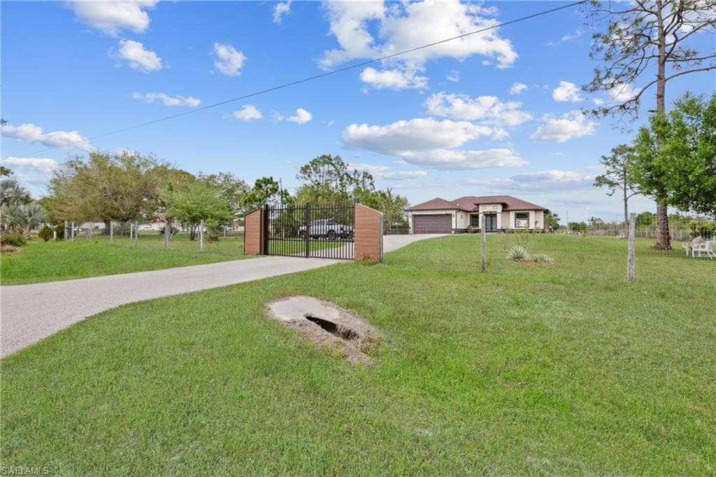 3661 50th AVE NE NAPLES, FL 34120
