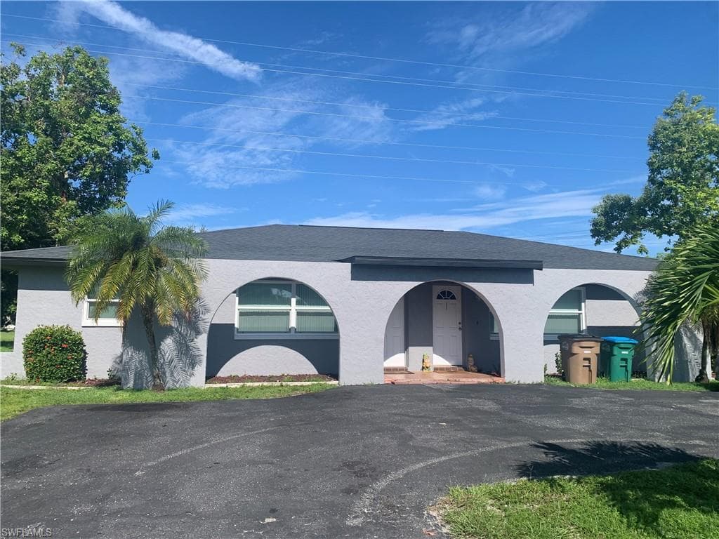 4404 Santa Barbara BLVD CAPE CORAL, FL 33914
