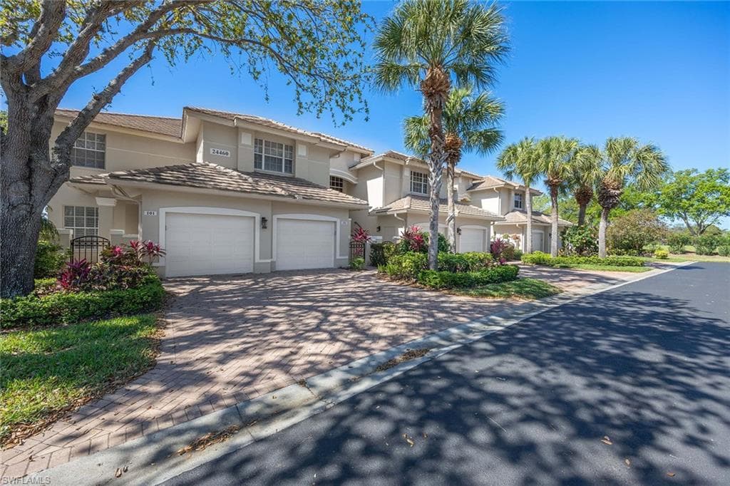 24460 Reserve CT 202 BONITA SPRINGS, FL 34134