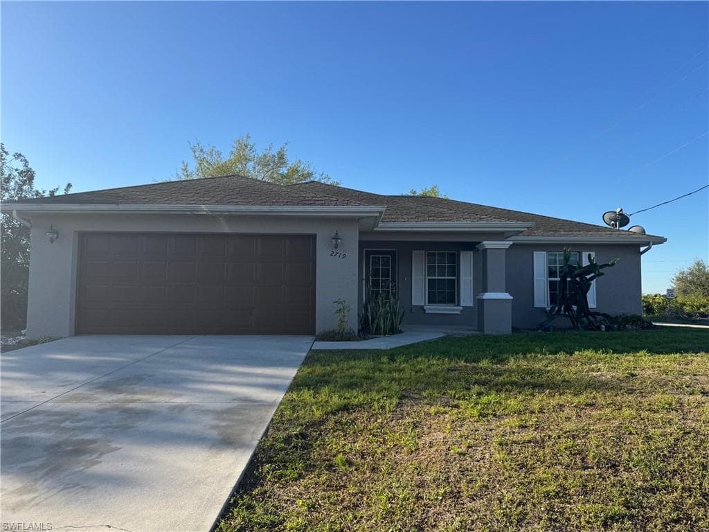 2719 75th ST W LEHIGH ACRES, FL 33971