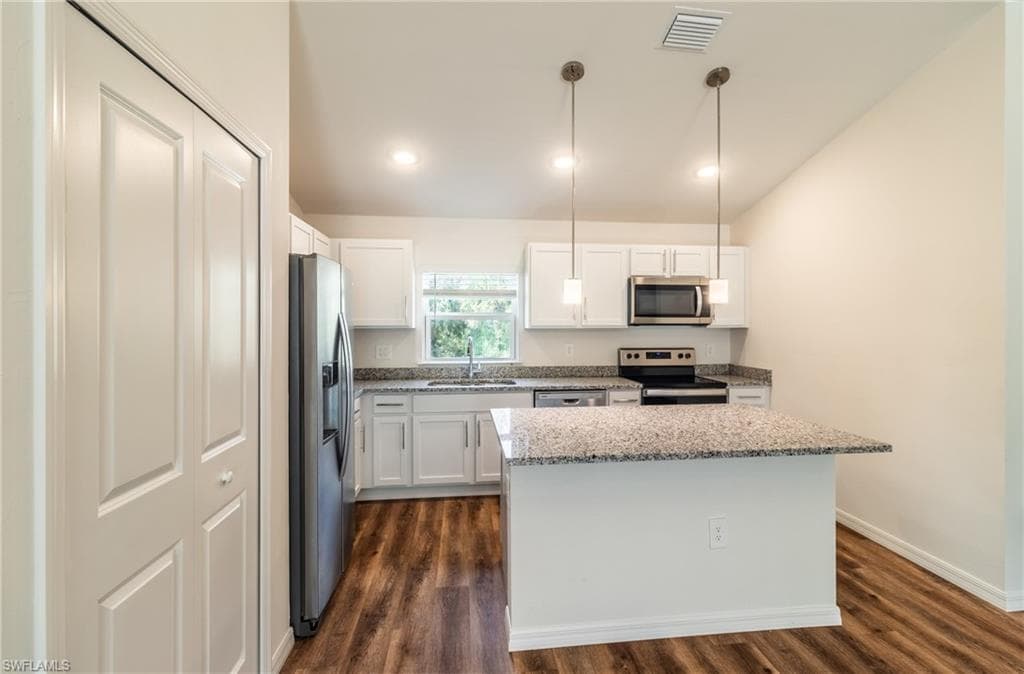 3438 Alwood ST NORTH PORT, FL 34291