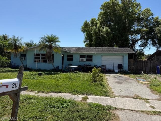 20 Broadway CIR FORT MYERS, FL 33901