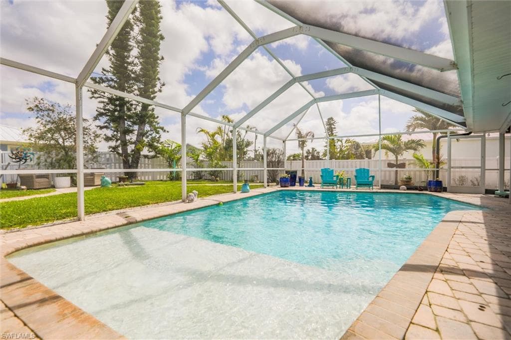 7875 Buccaneer DR FORT MYERS BEACH, FL 33931