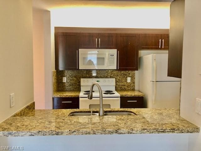 150 SANTA CLARA DR 15 NAPLES, FL 34104