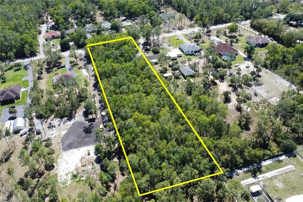 1871 24th AVE NE NAPLES, FL 34120