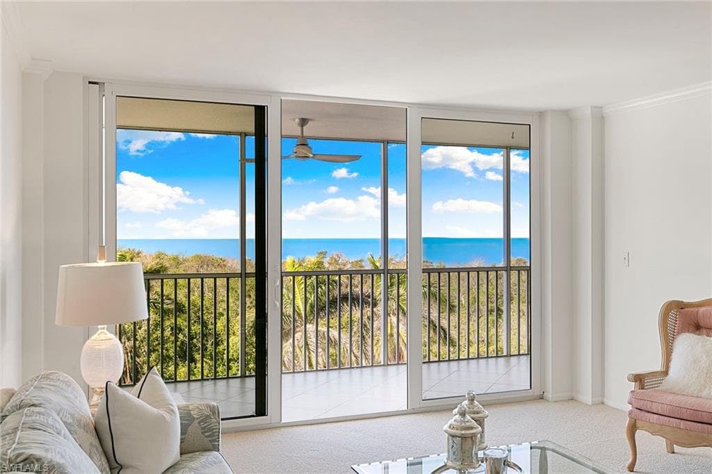 3 Bluebill AVE 601 NAPLES, FL 34108