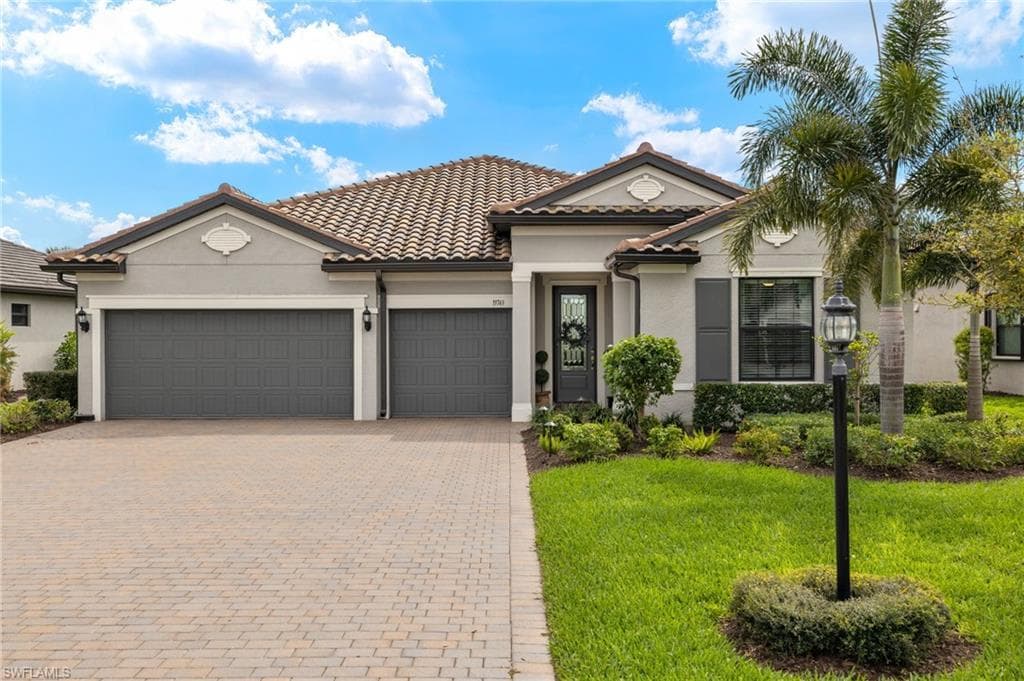 19743 Beechcrest PL ESTERO, FL 33928