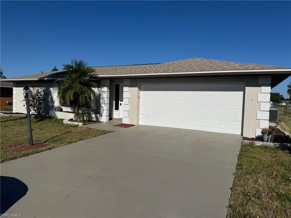 276 Ground Dove CIR LEHIGH ACRES, FL 33936