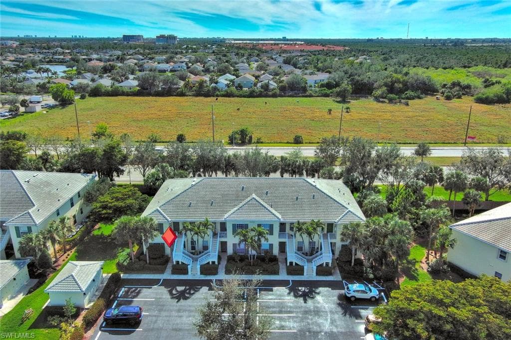 9951 Periwinkle Preserve LN 101 FORT MYERS, FL 33919