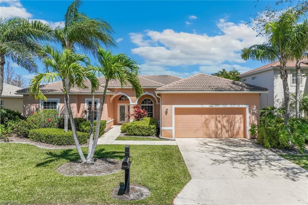 15094 Balmoral LOOP FORT MYERS, FL 33919