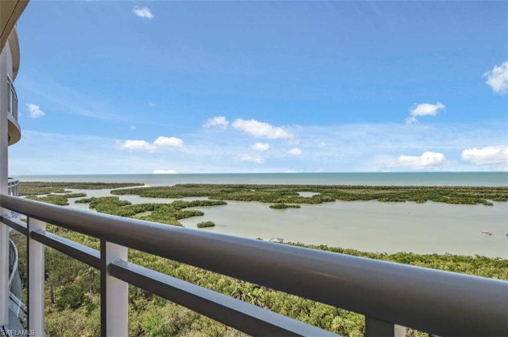 13935 Old Coast RD 2005 NAPLES, FL 34110