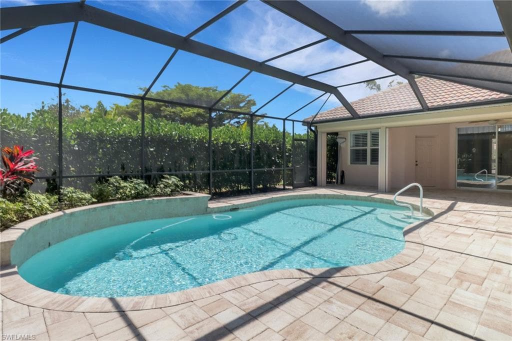24840 Divot DR BONITA SPRINGS, FL 34135