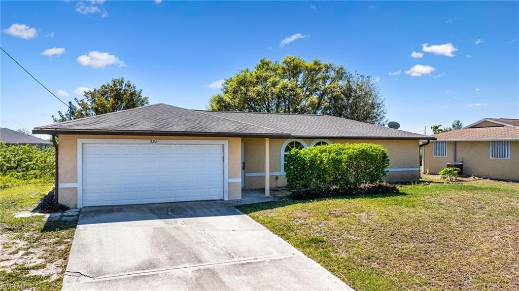 3215 14th ST SW LEHIGH ACRES, FL 33976